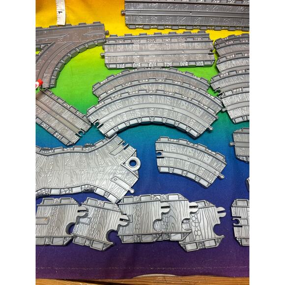 Thomas & Friends Take Along Train Track 25 Pieces Learning Curve - Picture 7 of 7